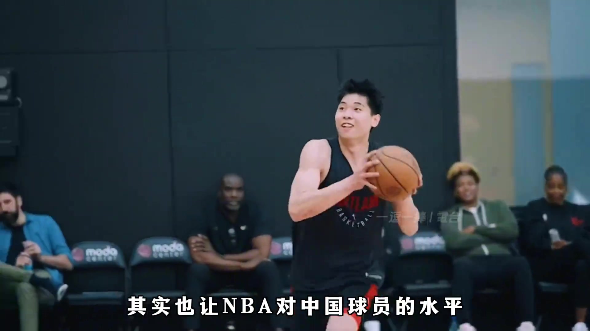 杨毅：小崔的尝试也让NBA对锋线位置的中国球